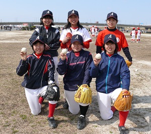 女子チームができると知って中学野球部をやめた子も。「男子と試合するのも楽しい」と選手たち